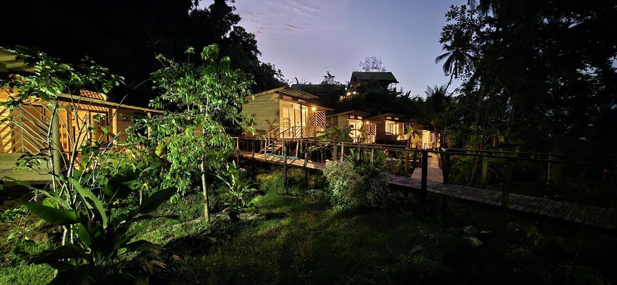 Pacific Nuqui Lodge Eksteriør billede
